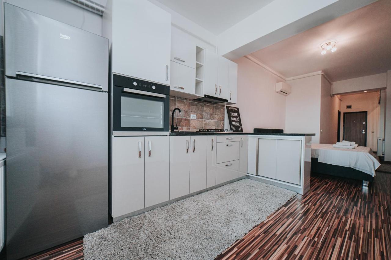 Cozy Studio - Palas Mall Iasi Apartment Luaran gambar