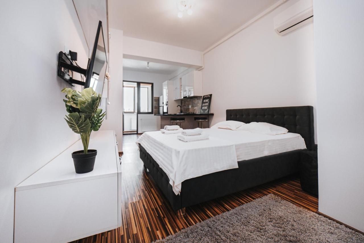 Cozy Studio - Palas Mall Iasi Apartment Luaran gambar