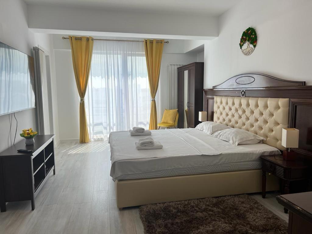 Cozy Studio - Palas Mall Iasi Apartment Luaran gambar