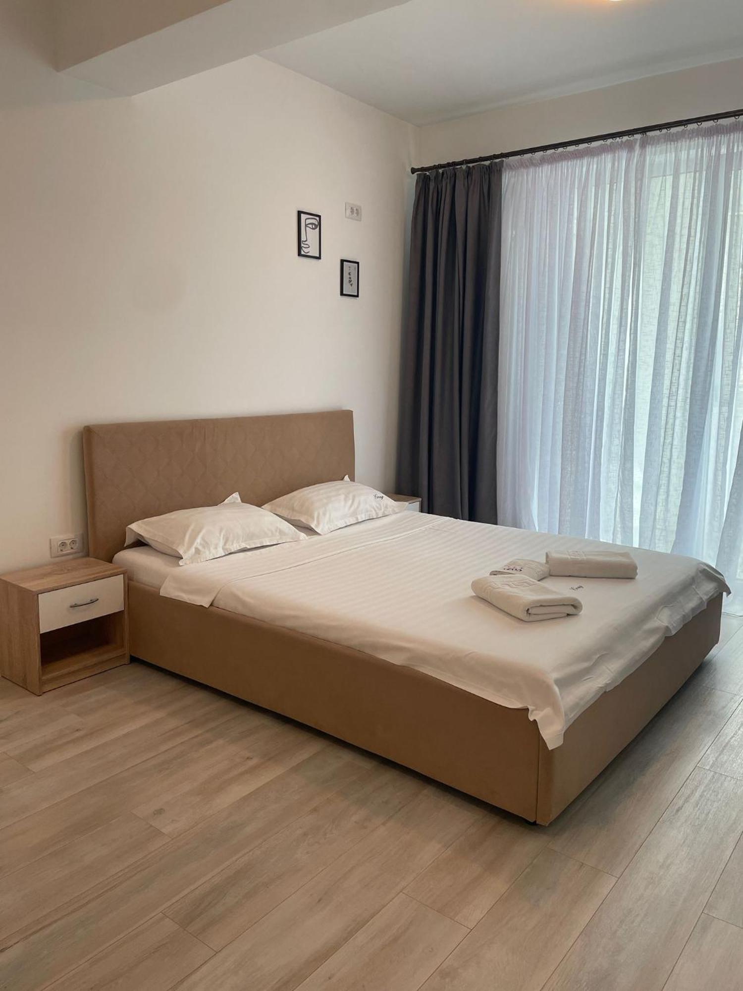 Cozy Studio - Palas Mall Iasi Apartment Luaran gambar