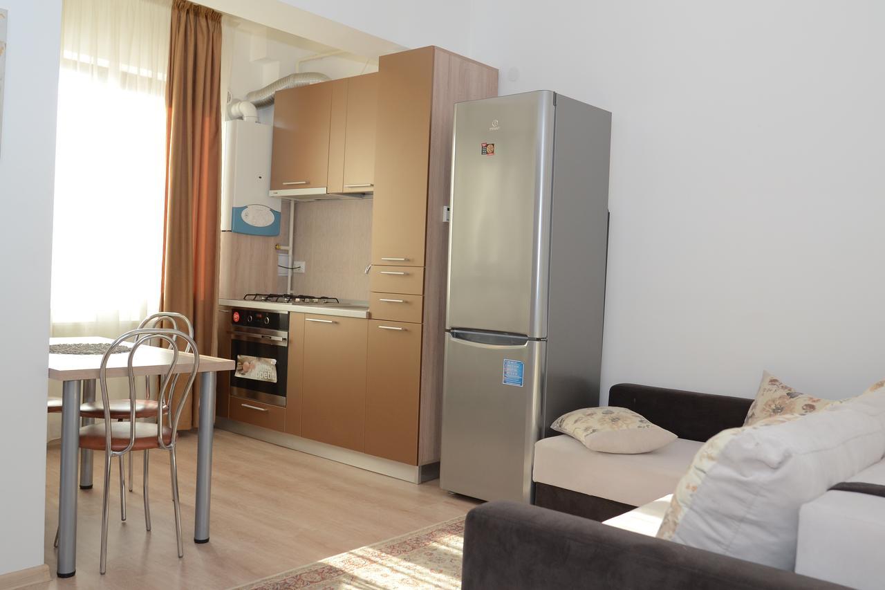 Cozy Studio - Palas Mall Iasi Apartment Luaran gambar